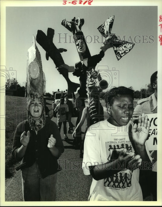 1988 Press Photo The Great Louisiana Toxic March en route St. Charles Parish - Historic Images
