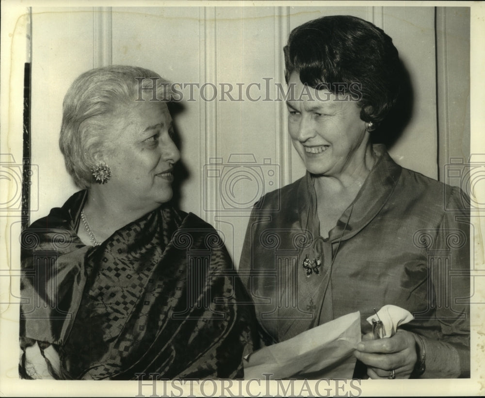 1969 Press Photo Members of King&#39;s Daughters &amp; Sons attend Founder Day gala-Historic Images