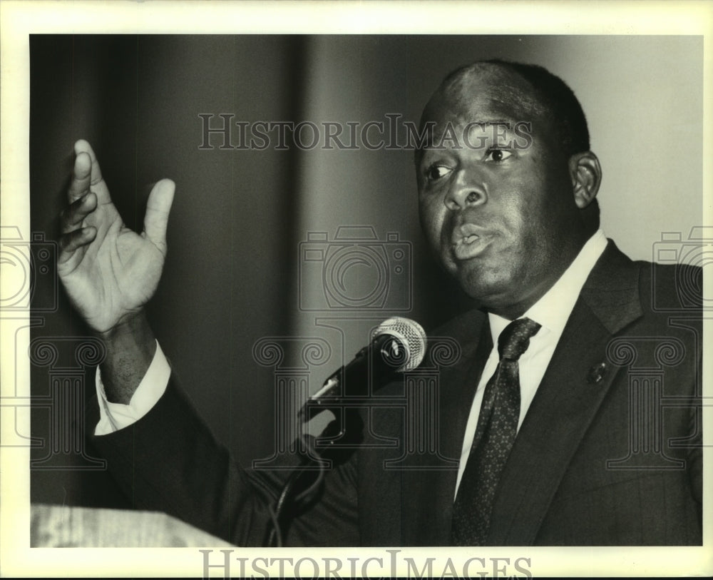 1994 Press Photo Chief of Police of Charleston, Reuben M. Greenburg - Historic Images