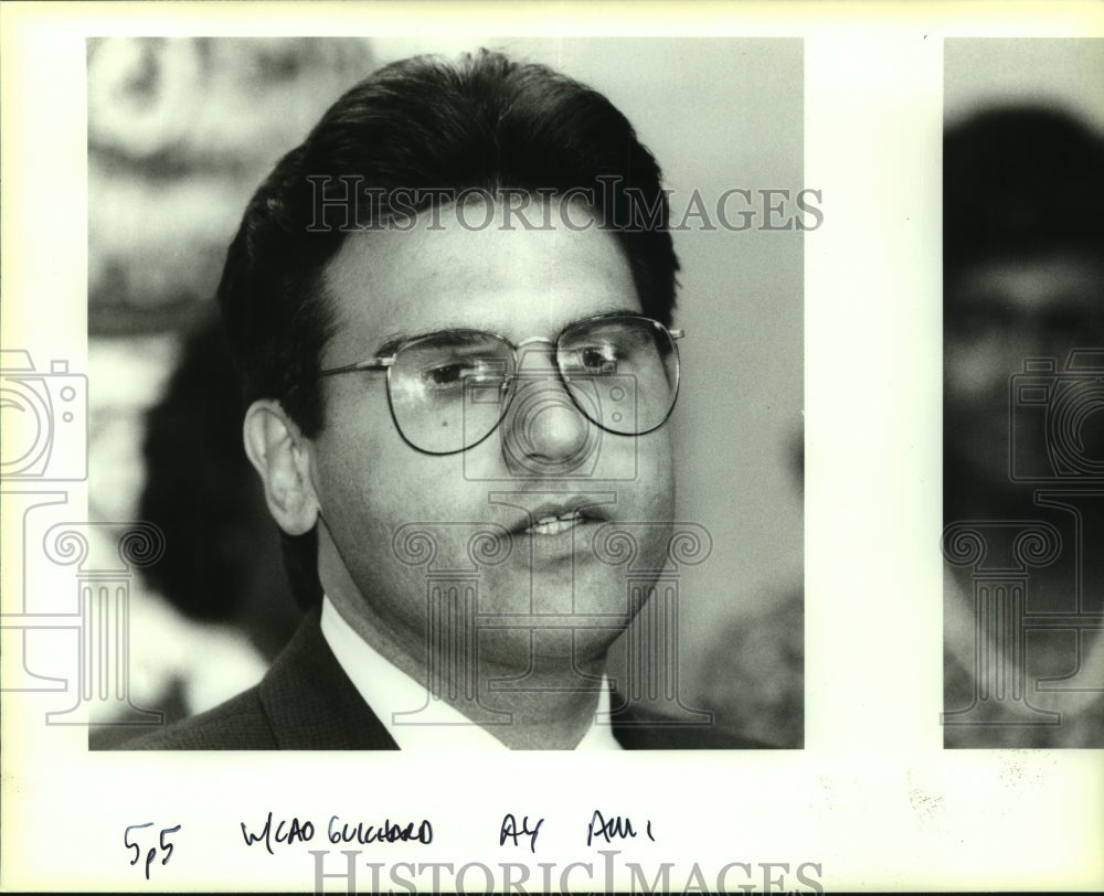 1994 Press Photo Julio Guichard, Director of International Relations and Trade - Historic Images