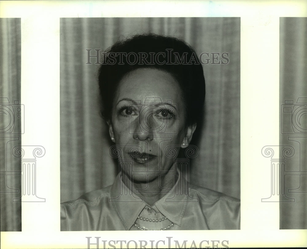 1993 Press Photo Amy Guevara president of the Unidad Hispanoamericana Inc. - Historic Images