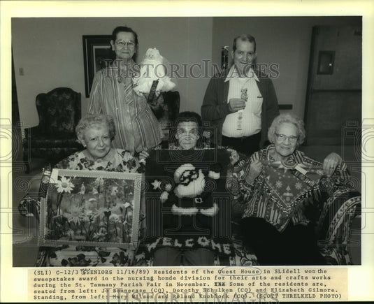 1989 Press Photo Residents of Guest House in Slidell won the sweepstakes award - Historic Images