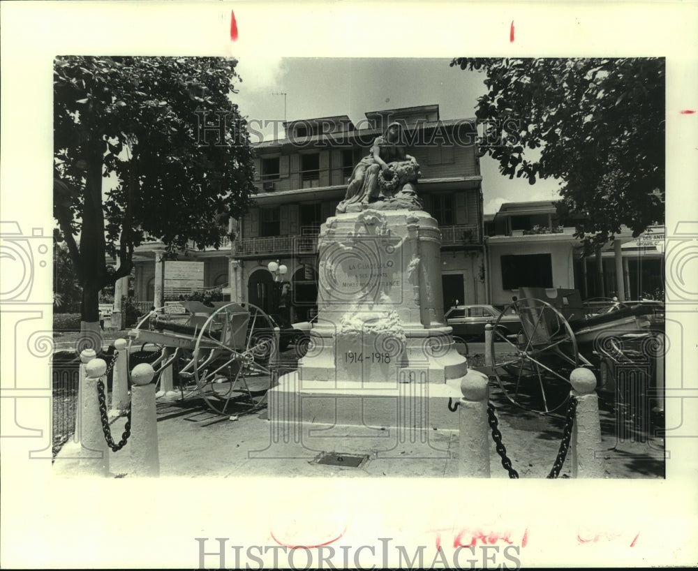 1989 Press Photo Scene from Guadeloupe Old Town in Mexico - nob22564 - Historic Images