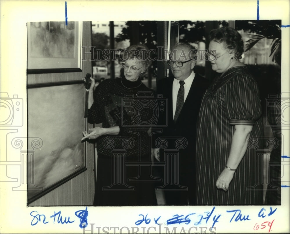 1989 Press Photo Barbara Nordvedt, Francis Green &amp; Dorothy Green at Art Showing - Historic Images