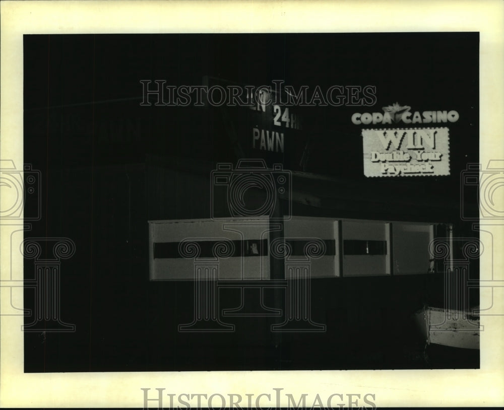 1995 Press Photo 24-Hour Pawn Shop Near Gulf Coast Casinos, Highway 90 - Historic Images