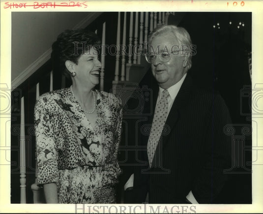 1988 Press Photo Donna Sternberg & Geoffrey Beene - Historic Images
