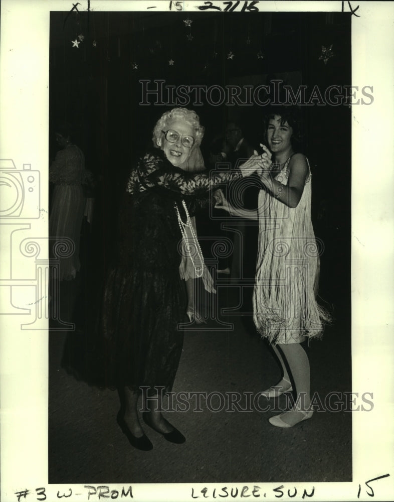 1986 Press Photo Grace Gravois dances with Leslie Wilson - nob23083 - Historic Images