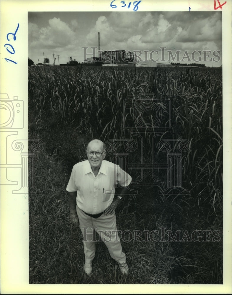 1989 Press Photo James Graugnard retires from Farm Bureau-St. James Sugar Co-op-Historic Images