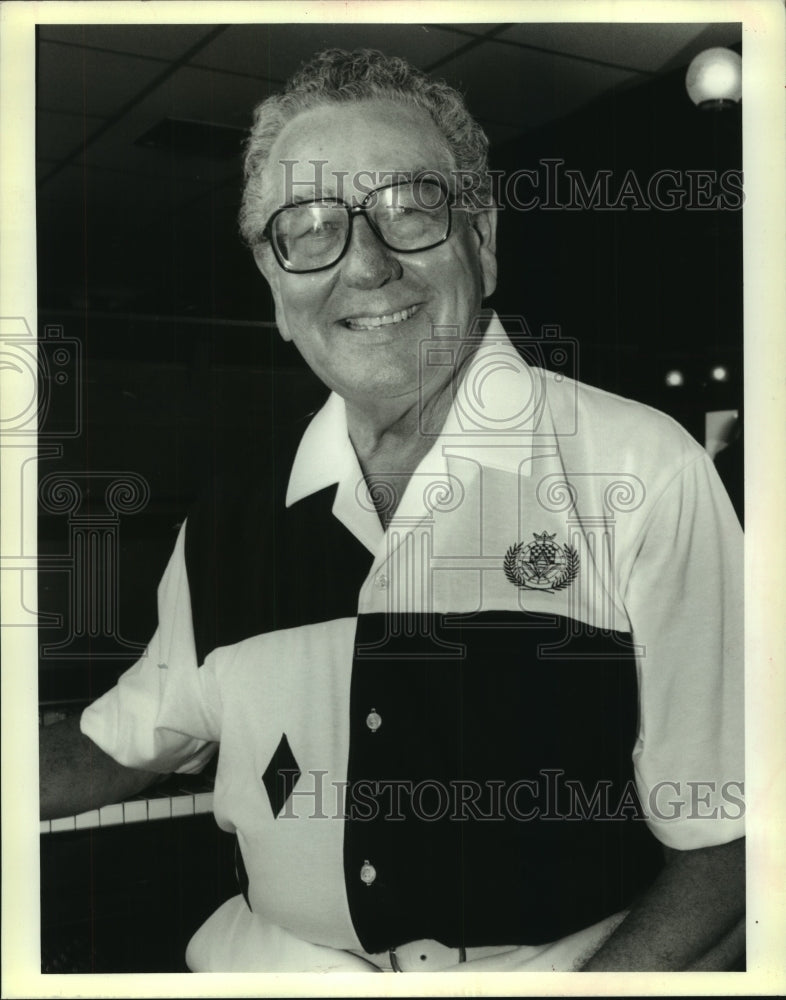 1992 Press Photo Back to the Beach - Billy Guste, Jr. - Historic Images