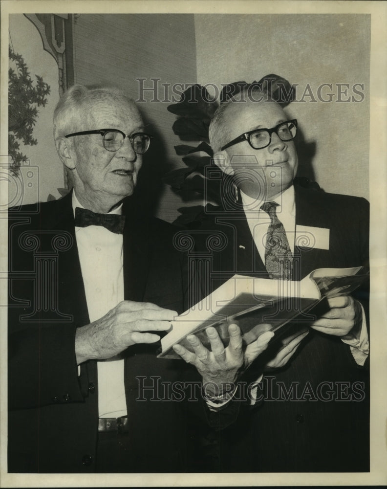 1968 Press Photo Philip Hamer and George Rogers of the Southern Historical Asso. - Historic Images