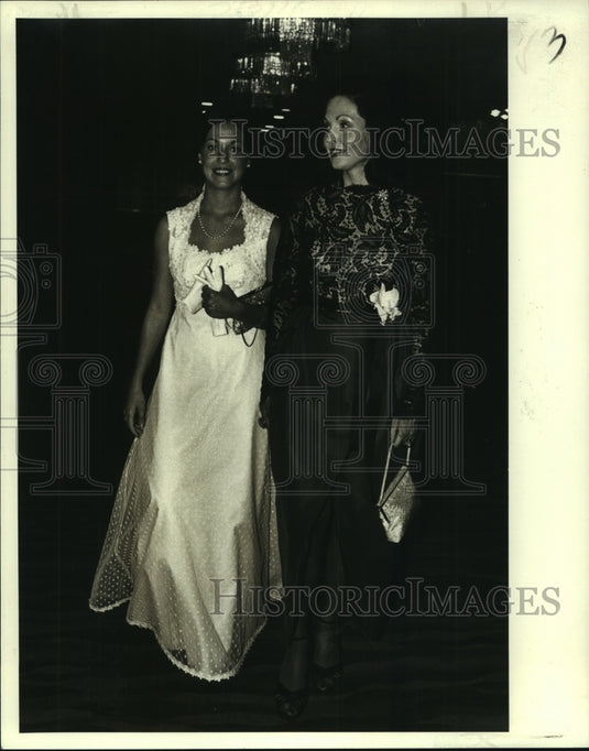 1979 Press Photo Katharine Salmon and mother Mrs. Donald Hammett - nob23461 - Historic Images