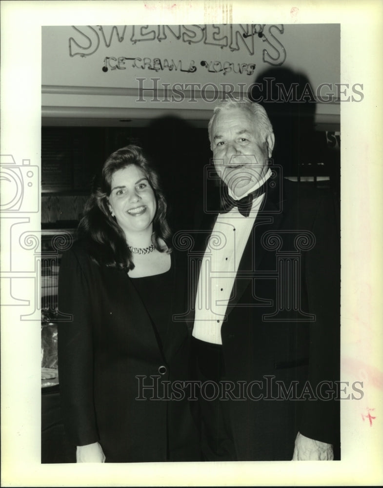 1994 Press Photo Melinda LeBlanc and Lucien Gunter attends event - Historic Images