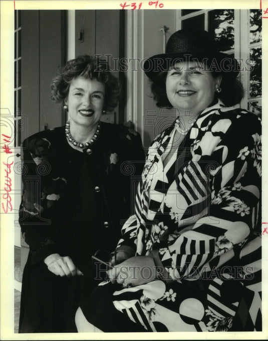 1992 Press Photo Socialites Elizabeth Hahn and Elizabeth Wolf - nob23532 - Historic Images