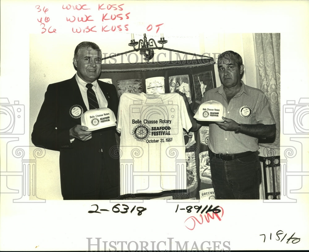 1987 Press Photo Ben Grayolet and James Gilbert Ready for Seafood Festival - Historic Images