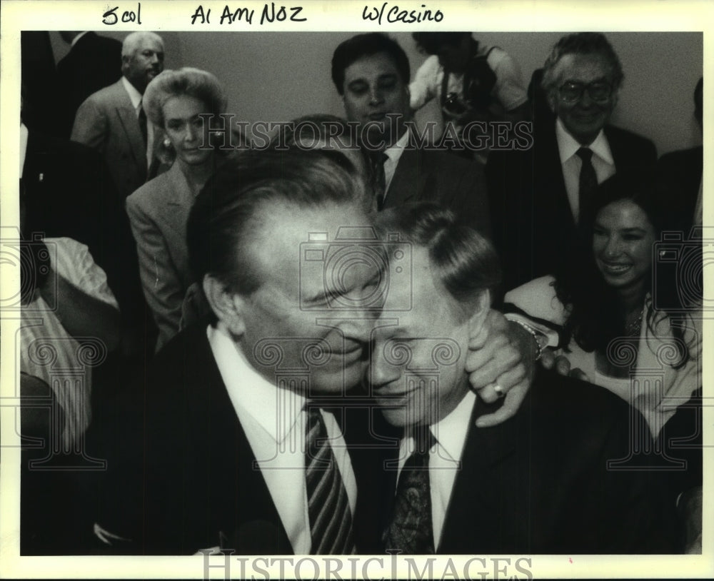 1993 Press Photo Christopher Hemmeter gives hug to competitor Wendell Gauthier - Historic Images