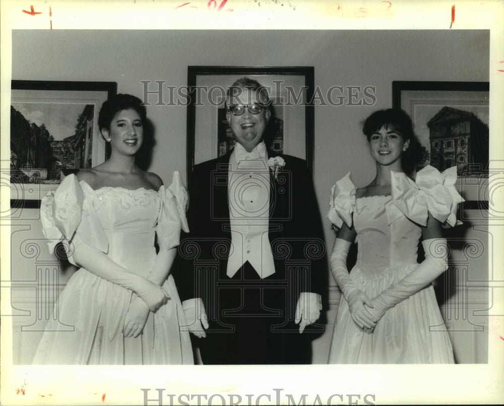 1990 Press Photo Bienville Club Presentation delegates - nob23897 - Historic Images