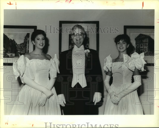 1990 Press Photo Bienville Club Presentation delegates - nob23897 - Historic Images