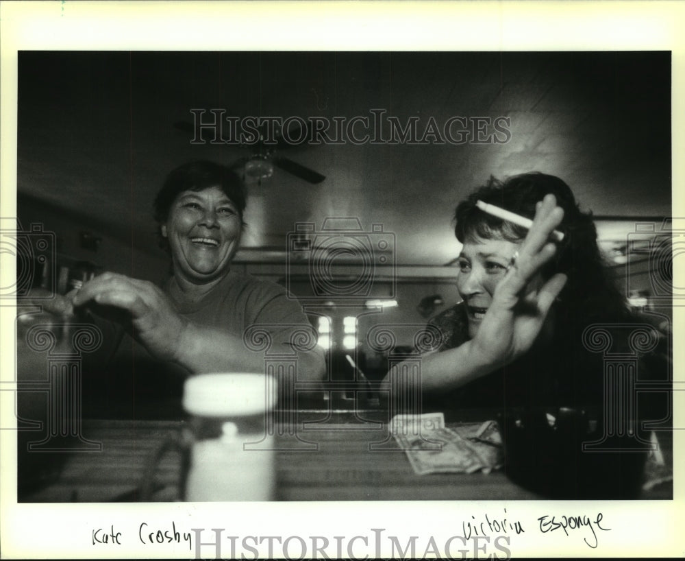 1993 Press Photo Kate Crosby &amp; Victor&#39; Esponge, owners of Cisco&#39;s Cajun Cantina - Historic Images