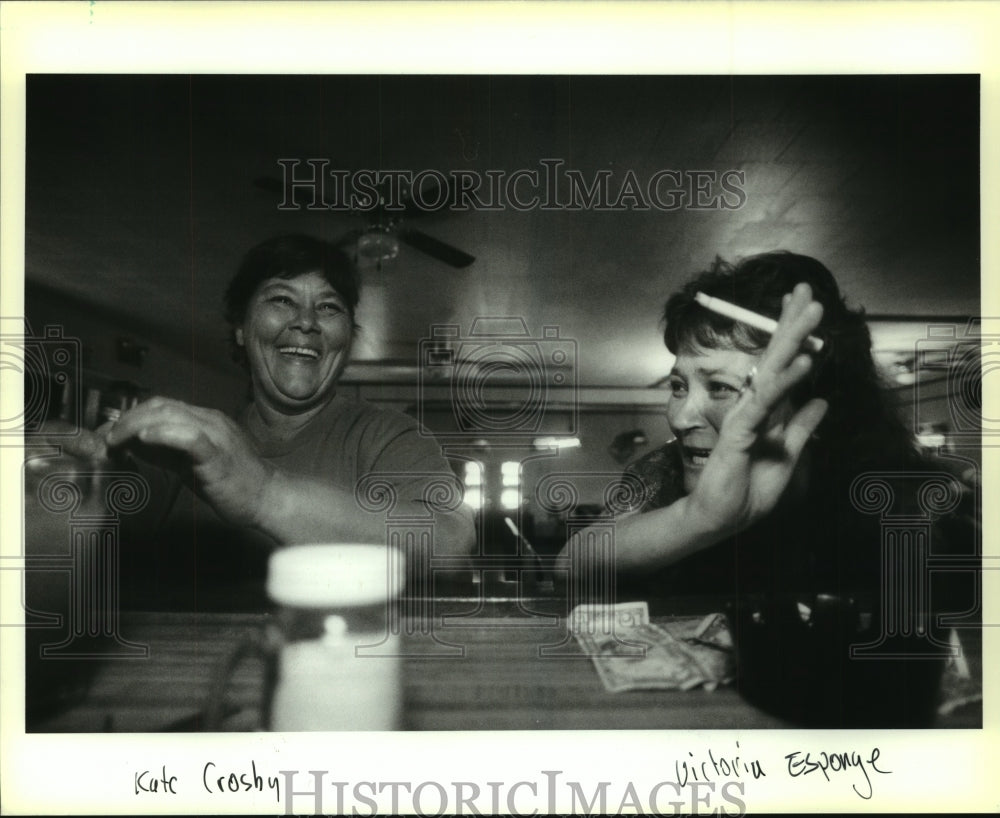 1993 Press Photo Kate Crosby & Victor' Esponge, owners of Cisco's Cajun Cantina - Historic Images