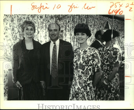 1991 Press Photo Dignitaries and benefactors attending the ACCESS Event - Historic Images