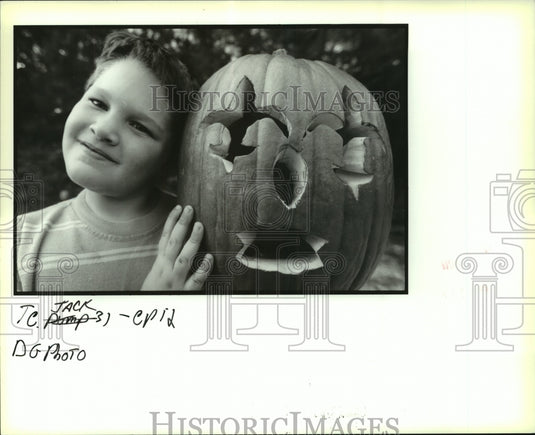 1993 Press Photo T.C. Jack with his carved Halloween pumpkin. - nob24124 - Historic Images