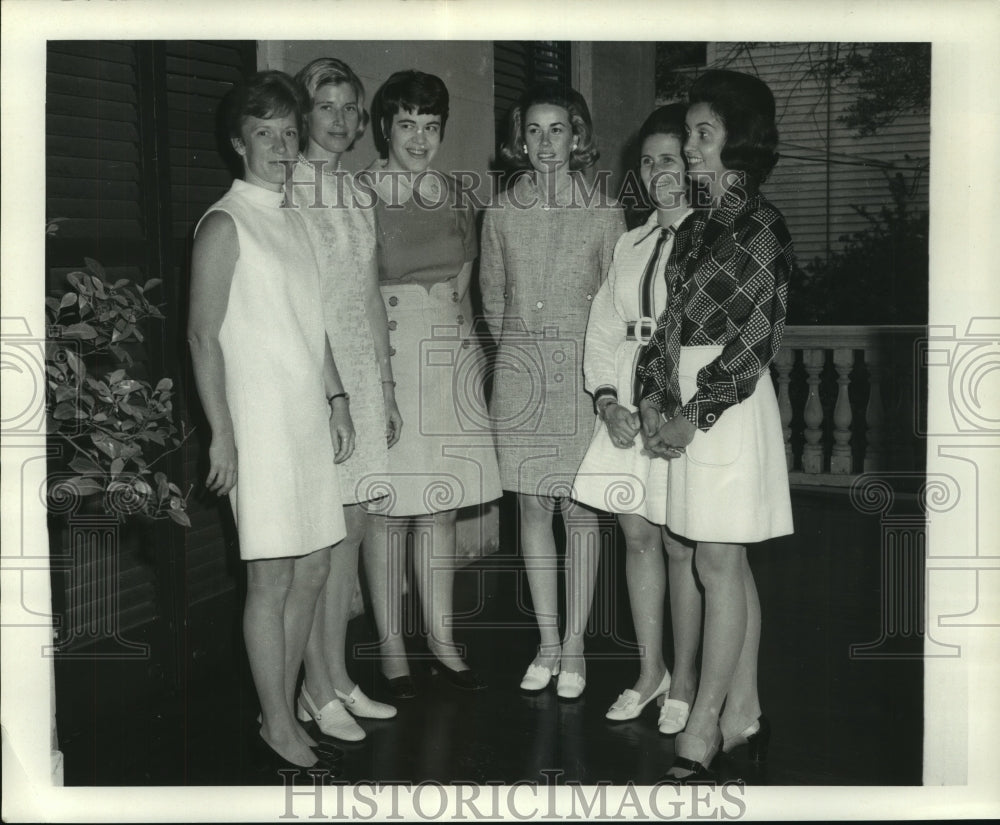 1971 Junior League Officers 1970-1971 - Historic Images