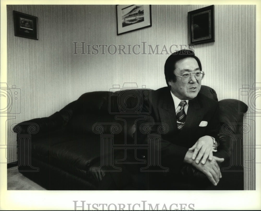 1994 Press Photo Yasuhiro Hamada, consul-general of Japan to New Orleans - Historic Images