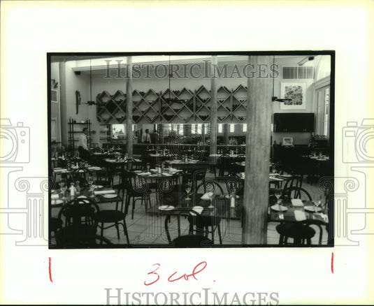 1995 Press Photo Interior view of Graham's Restaurant - nob24441 - Historic Images