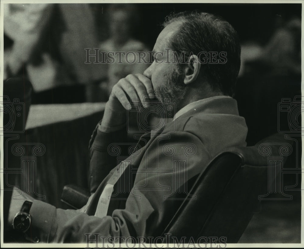 1975 Press Photo Governor Jay S. Hammond (Alaska) - nob24466 - Historic Images