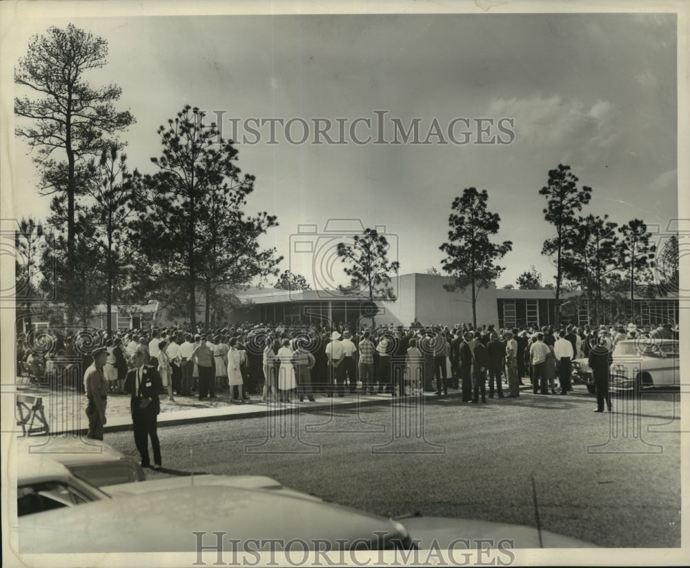 1964 Press Photo Group at Hammond State School dedication ceremony - nob24470-Historic Images