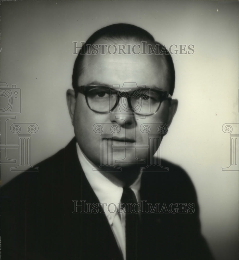 1964 Press Photo C. Ramon Greenwood of Crossett Lumber Division - nob24630 - Historic Images