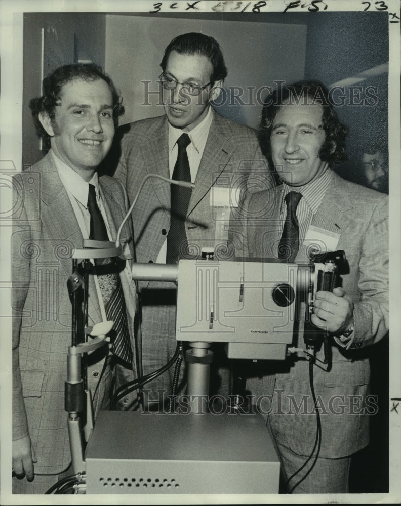 1974 Press Photo Fluorescein Angiography convention at Touro Infirmary - Historic Images