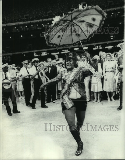 1976 Press Photo Welcome ceremonies for Valery Giscard D'Estaing - nob24865 - Historic Images