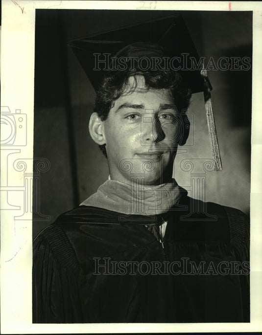 1986 Press Photo Tulane University's top Business graduate L. Patrick Giroir Jr. - Historic Images