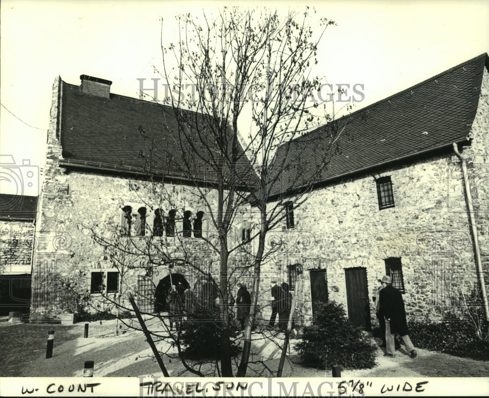 1984 Press Photo Graues Haus, now a restaurant, oldest stone home in Germany - Historic Images