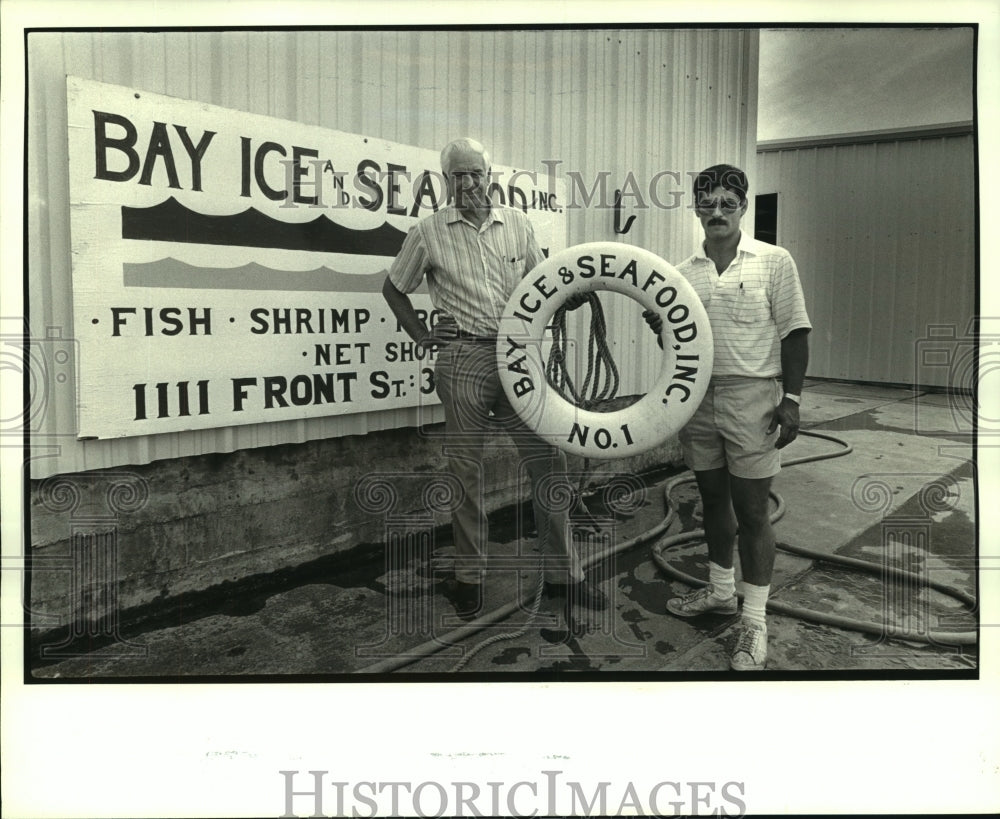 1987 Press Photo Leo Grizzaffi &amp; Don Orlando of Bay Ice and Seafood Inc. - Historic Images