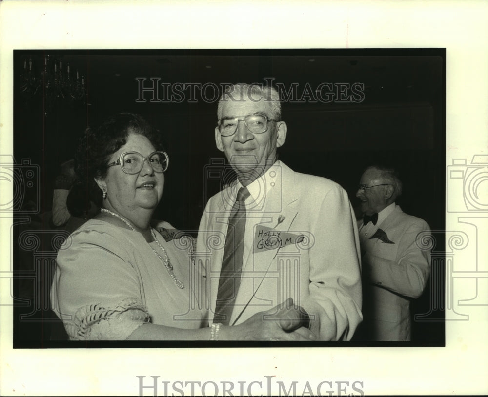 1989 Press Photo Melba and Holly Grimm, Let&#39;s Dance Club dance - Historic Images