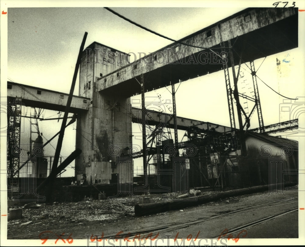 1981 Press Photo Demolished U.S. grain export industry plantation - nob25297 - Historic Images