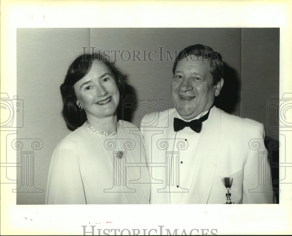 1994 Press Photo Arthemise &amp; Edward Gros at Sons of Revolution Event - Historic Images