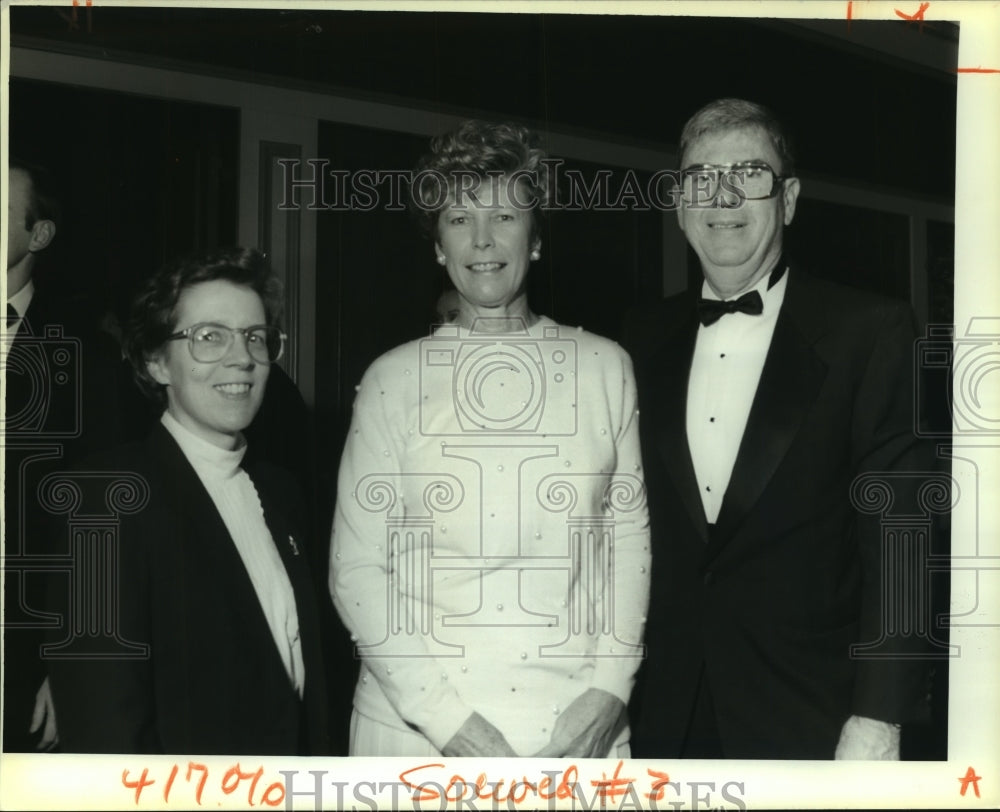 1992 Press Photo Officials &amp; benefactors at Mercy Hospital Medical Society Event - Historic Images