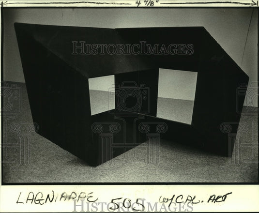1980 Press Photo Charles Ginnever's "Troika," in Ten-O-One Gallery - nob25412 - Historic Images