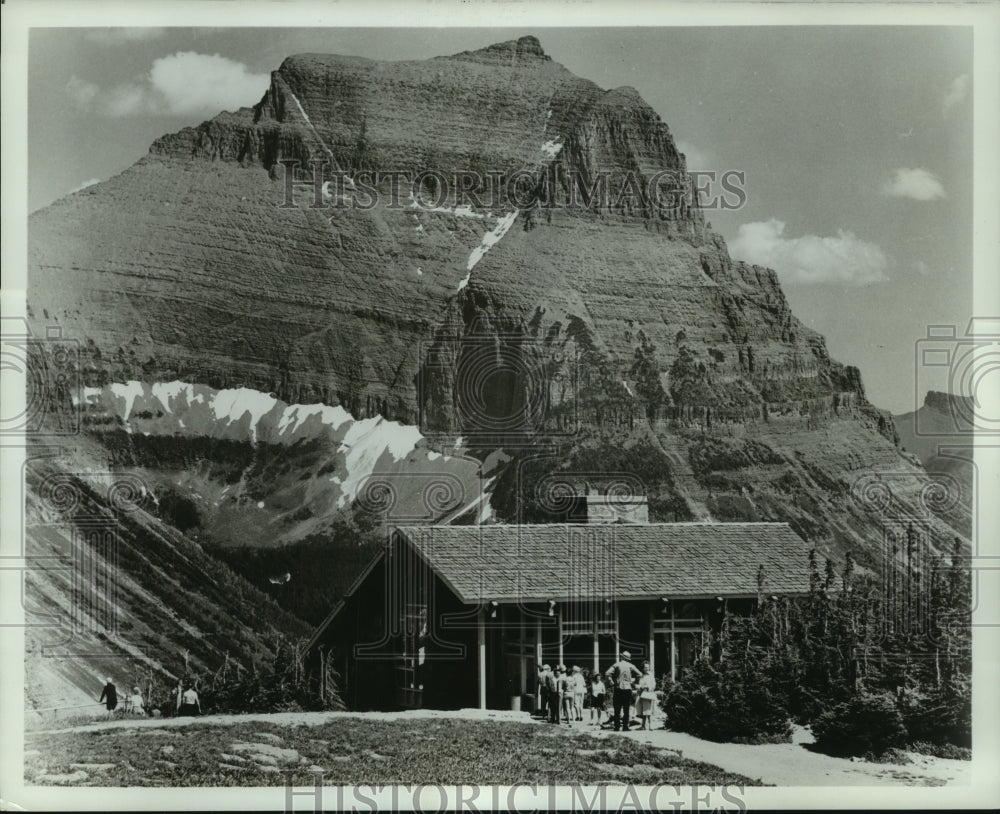 1969 Press Photo Visitor center at the Continental Divide at Logan Pass. - Historic Images