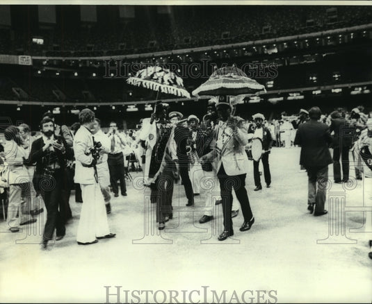 1976 Press Photo Celebration for Valery Giscard d'Estaing - nob25590 - Historic Images