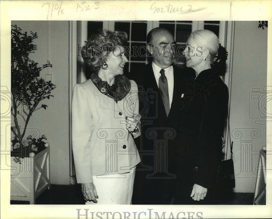 1990 Press Photo Jeanie & Jimmy Gibert & Marilyn Rusavich at Jimmy Stone Party - Historic Images