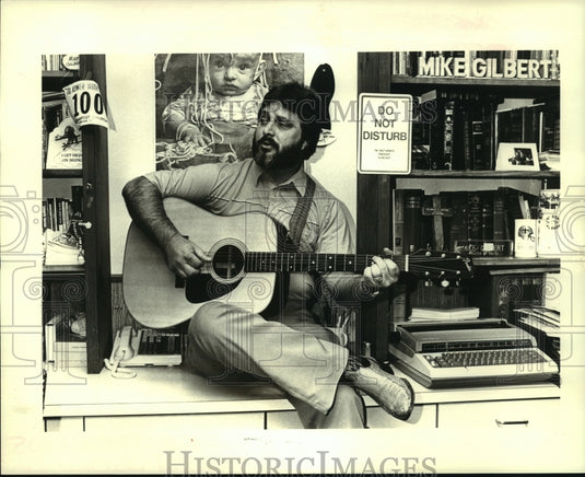 1986 Press Photo Mike Gilbert, youth minister at First Baptist Church in Kenner - Historic Images