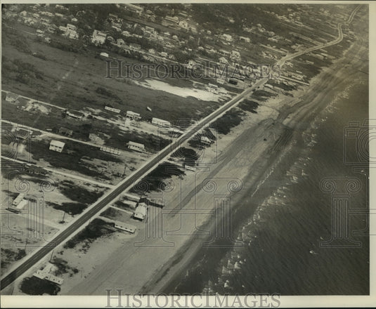 1966 Press Photo Aerial view of Grand Isle, Louisiana - nob25795-Historic Images