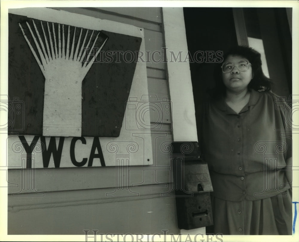 1992 Press Photo Susan Clapion of YWCA Rape Crisis Center in Gretna - Historic Images