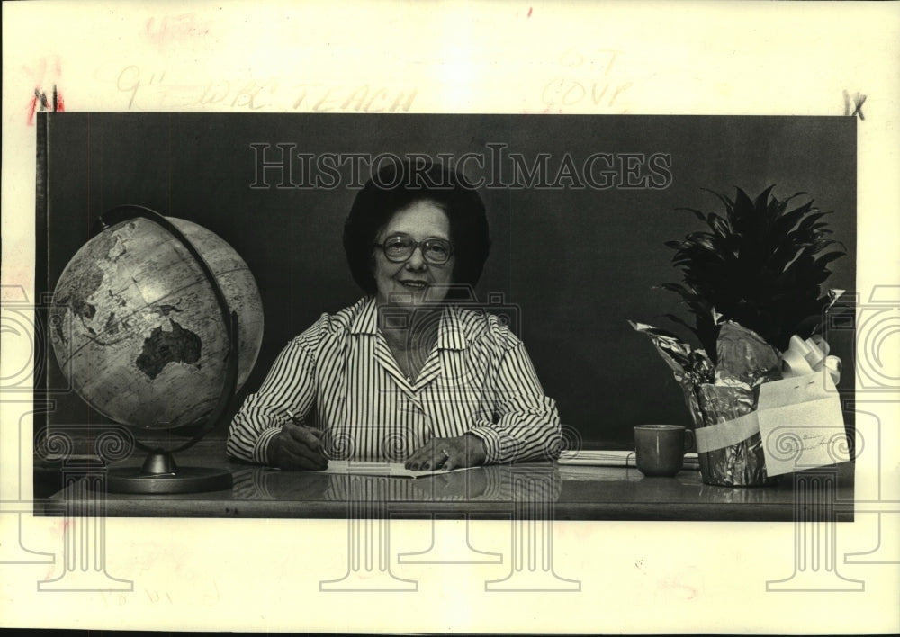 1984 Press Photo Anna Blanchard Gleason teacher at Promised Land Academy - Historic Images