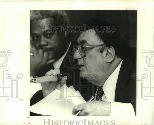 Press Photo Jerome Glazer during press conference - Historic Images