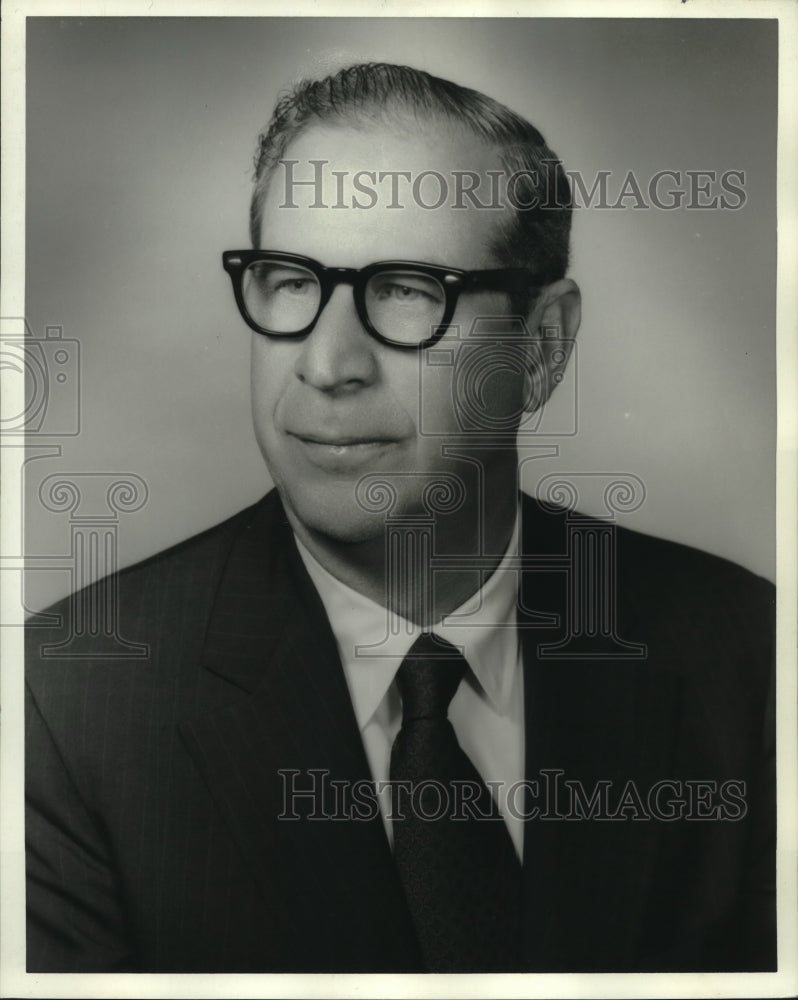 1971 J.H. Gibbens of Texaco Inc. - Historic Images